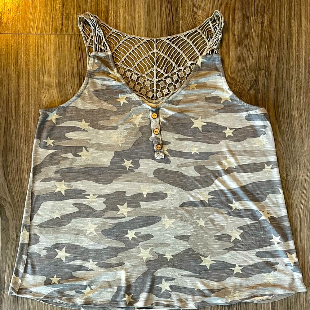 Camo & Stars crochet detail tank